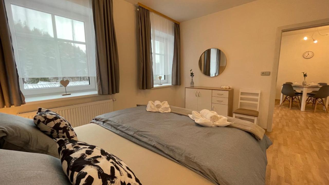 Apartmany Herc Jáchymov Eksteriør bilde